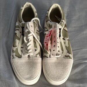 Vans Men’s Size 12 camo